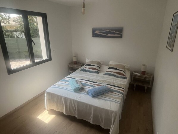 3 bedrooms, free WiFi, bed sheets