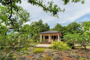 Exterior - Cliffvue Homestead — North House (Lazi)