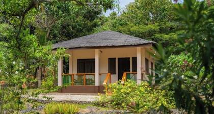 Cliffvue Homestead â North House