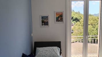 1 Schlafzimmer, Bügeleisen/Bügelbrett, Bettwäsche