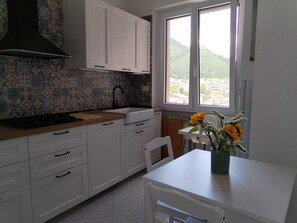 Mikrowelle, Geschirrspüler