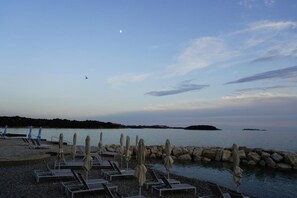 Villa, 4 Bedrooms, Accessible, Smoking | Beach