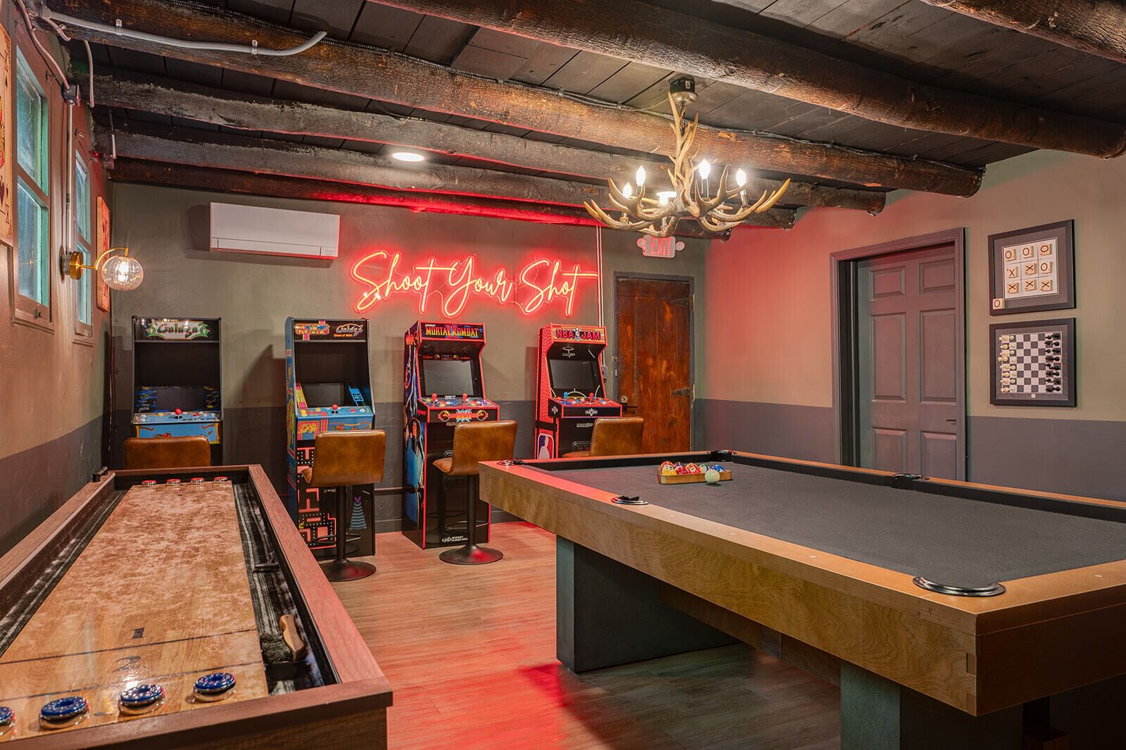 Spielezimmer