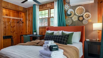 Classic Room, 1 Queen Bed, Patio, Ground Floor | Premium bedding, individually decorated, individually furnished