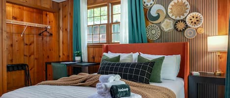 Classic Room, 1 Queen Bed, Patio, Ground Floor | Premium bedding, individually decorated, individually furnished