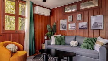 Comfort Chalet, 1 King Bed, Balcony, Garden Area | Premium bedding, individually decorated, individually furnished