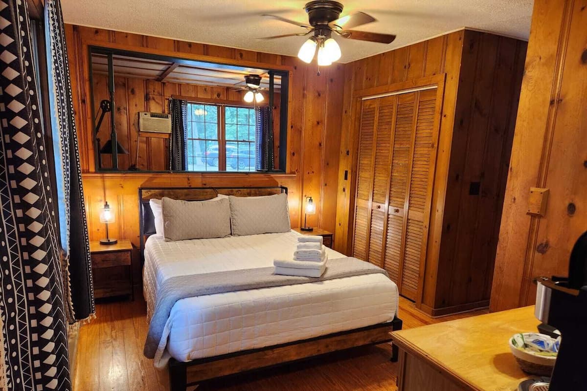 Wifi gratis y ropa de cama