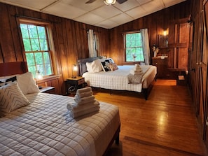 Cunas gratuitas, wifi gratis, ropa de cama