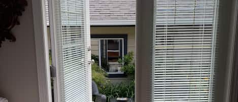 1 chambre, fer et planche à repasser, Wi-Fi gratuit, draps fournis