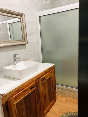 Towels, soap, toilet paper - Villa Dallet (Monterrico)