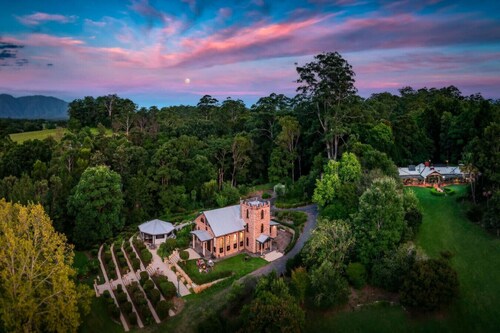 Evermoore Castle - Enchanting Stay w/ River Access