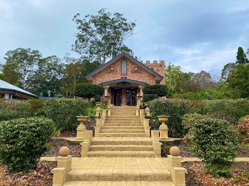 Evermoore Castle - Enchanting Stay w/ River Access