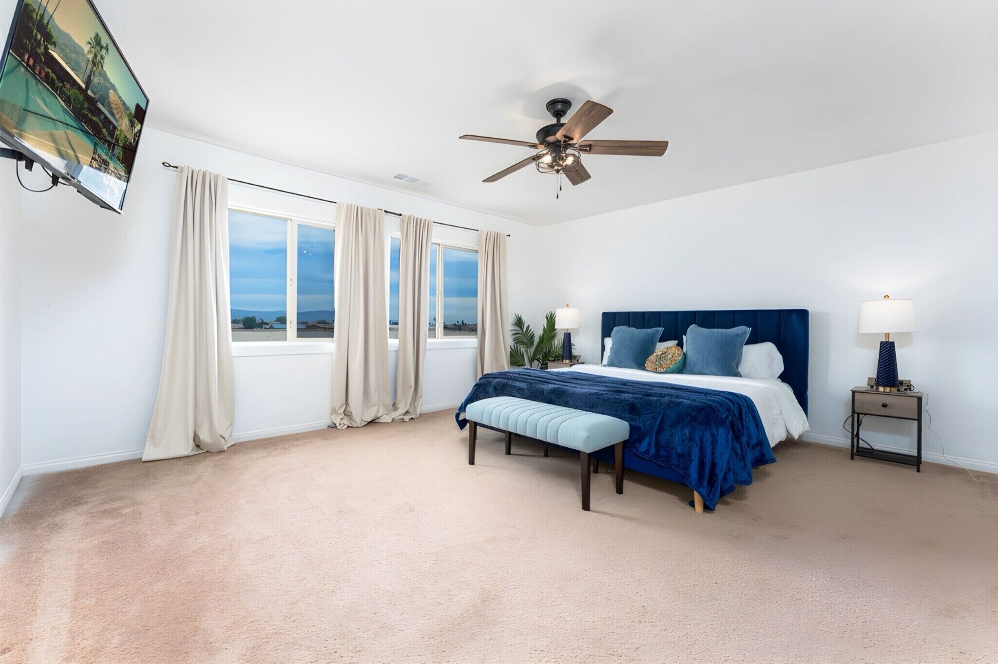 5 bedrooms, iron/ironing board, free WiFi, bed sheets