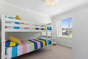 4 Schlafzimmer, kostenloses WLAN, Bettwäsche