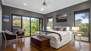 4 bedrooms, free WiFi