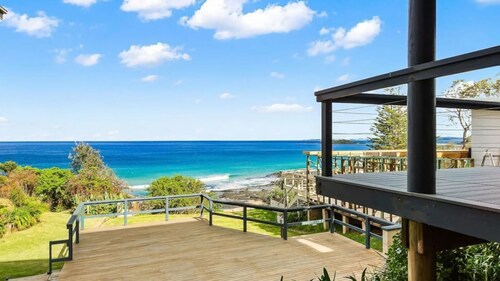Surfers Retreat with access to the beach