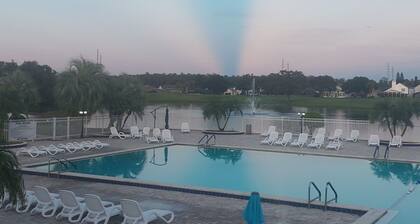 3-bedroom house in phenomenal Orlando ventura country club with gated community