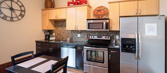 Modern Condo in Downtown Holland: The Macatawa