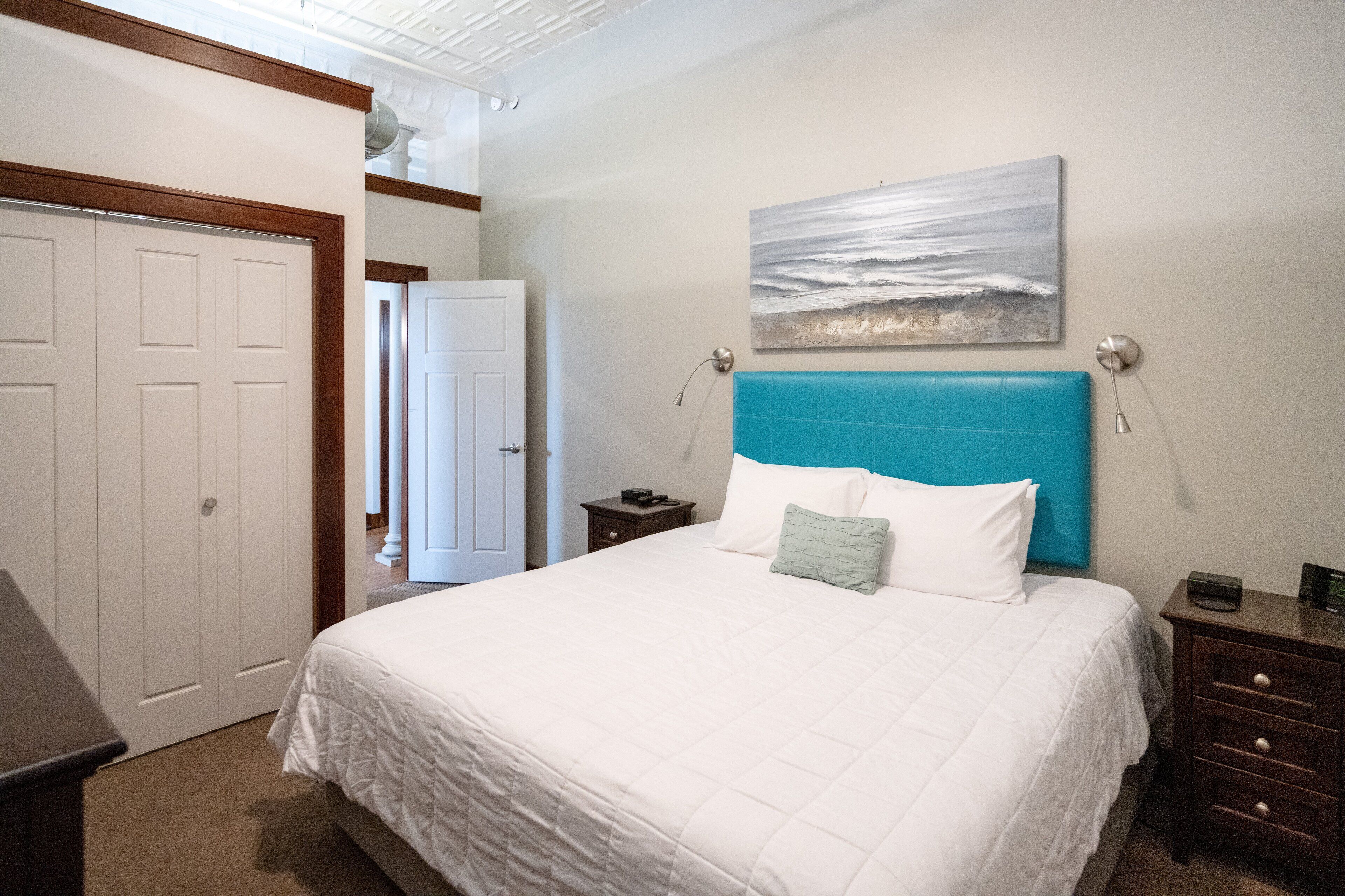 1 bedroom, iron/ironing board, free WiFi, bed sheets