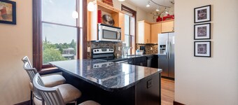 Modern Condo in Downtown Holland: The Ontario