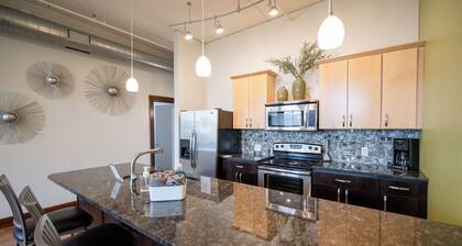 Modern Condo in Downtown Holland: The Superior