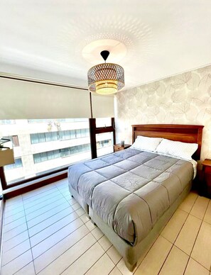 1 chambre, fer et planche à repasser, accès Internet, draps fournis