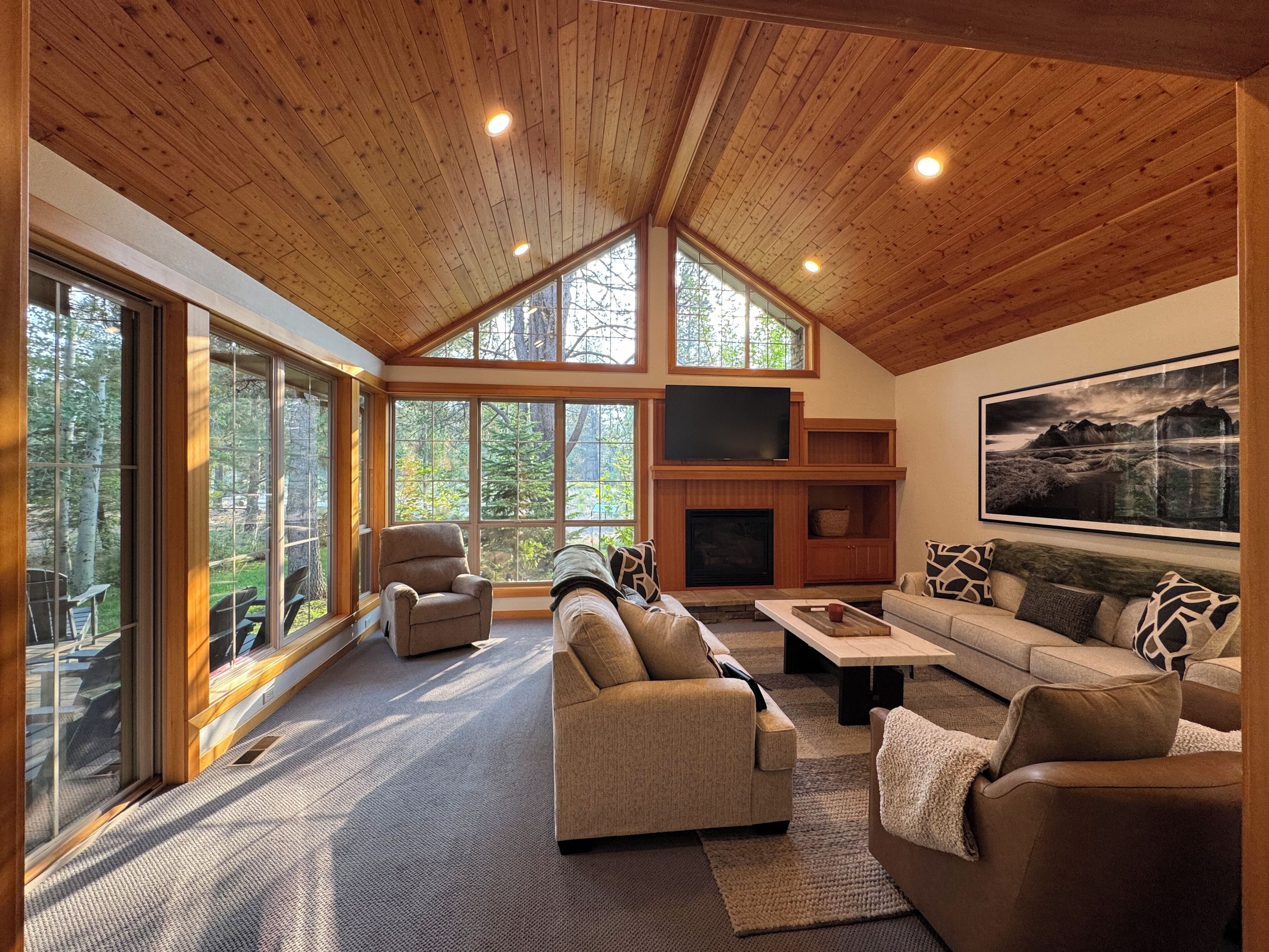 Smart TV, fireplace, video games