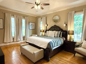 5 dormitorios, tabla de planchar con plancha, wifi gratis y ropa de cama