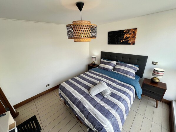 1 bedroom, iron/ironing board, internet, bed sheets - Excellent location and comfortable (Las Condes)