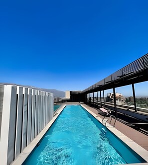 Pool - Excellent location and comfortable (Las Condes)