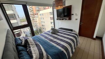 1 soverom, strykejern/-brett, internettilgang og sengetøy