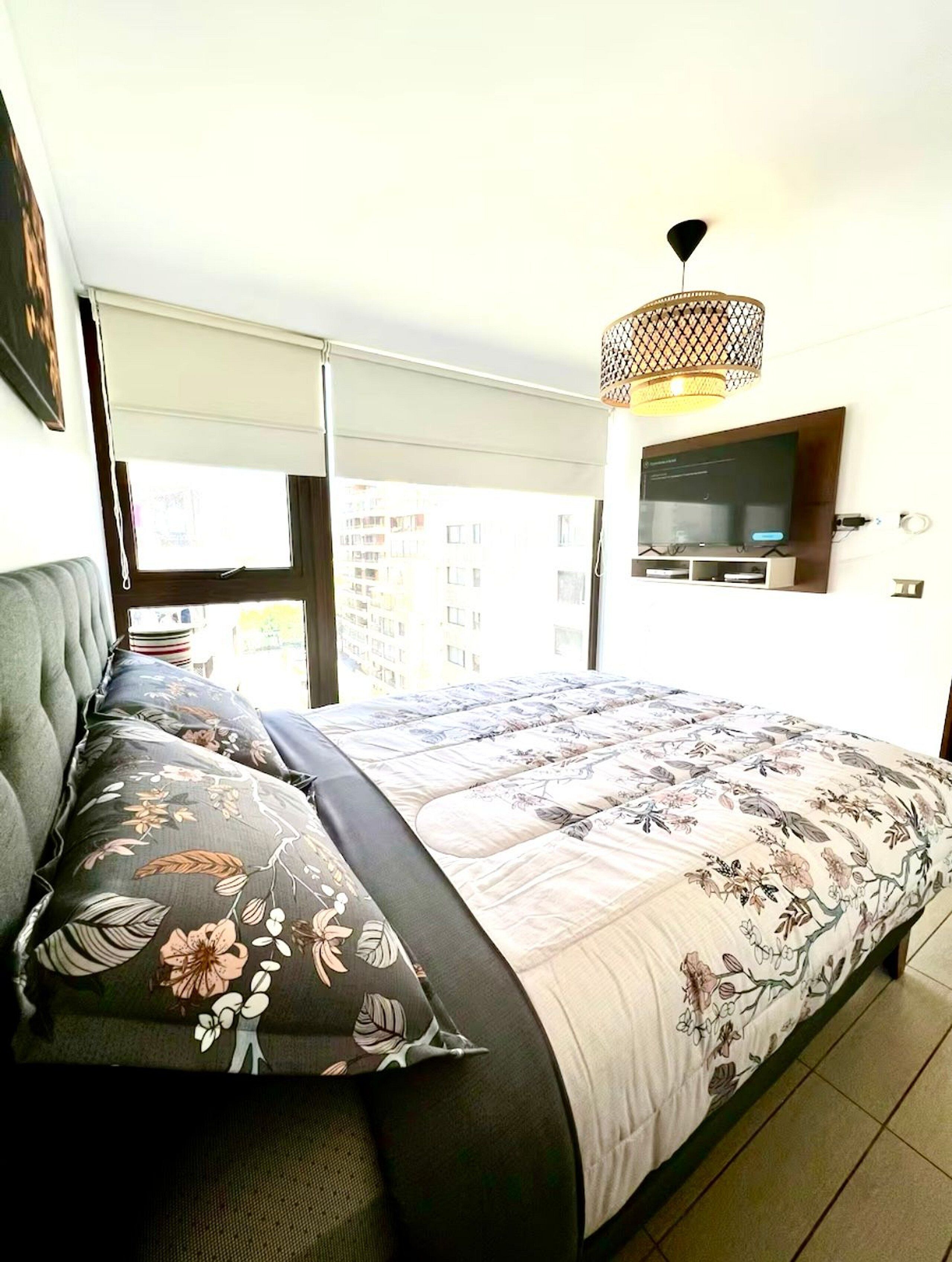 1 slaapkamer, een strijkplank/strijkijzer, internet, beddengoed