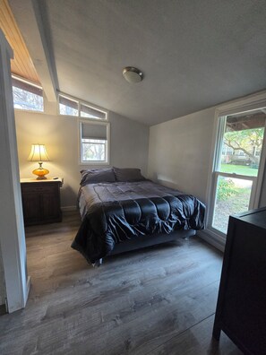 1 makuuhuone, silitysrauta/-lauta, Wi-Fi, vuodevaatteet