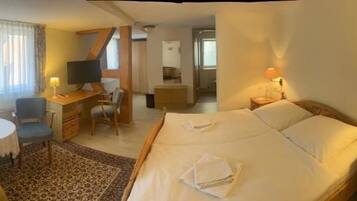 Caja de seguridad en la habitación, escritorio y wifi gratis