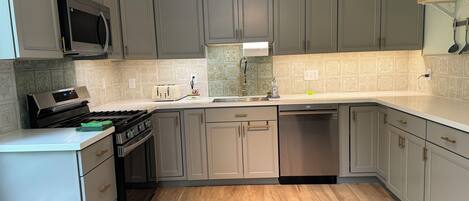 Microwave, oven, stovetop, dishwasher