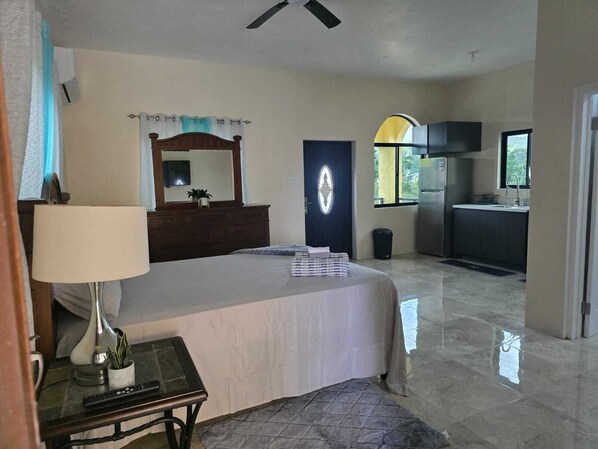 1 bedroom, iron/ironing board, WiFi, bed sheets