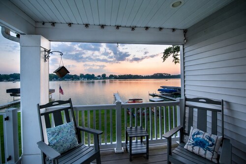 Dockside Daze | Lakefront + Hot Tub | Sleeps 12, Stellar Sunsets