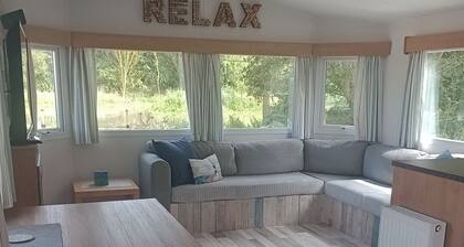 Lapwing Lodge, Howdales