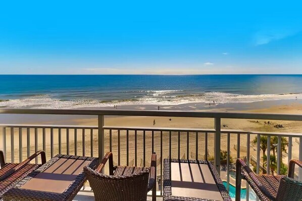 Property grounds - Oceans One Resort – 11th Floor Oceanfront Luxury Condo (Myrtle Beach)
