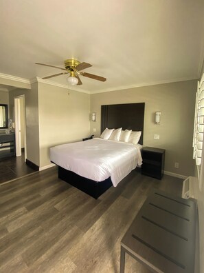 9 bedrooms, iron/ironing board, WiFi, bed sheets