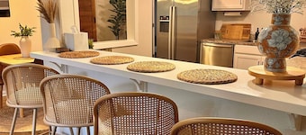 Stay in the heart of San Marcos! Walking distance to the river!