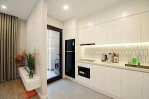 Deluxe Studio | Private kitchen