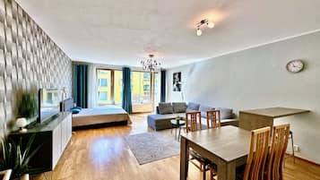 公寓, 阳台, 庭院景观 | 私人 SPA 浴缸