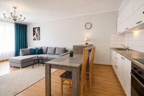 Apartment, Balcony, Courtyard View