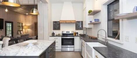 Microwave, oven, stovetop, dishwasher