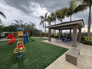 Exterior - cipres (Puñal)