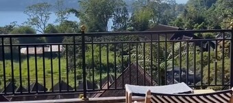 Bedugul Lake View Inn