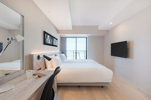 In-room safe, desk, iron/ironing board, free WiFi