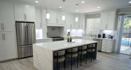 New 5BR Pool House near Sequoia w/ BBQ / 3700Sqft