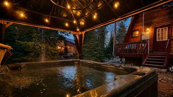 Bain à remous extérieur